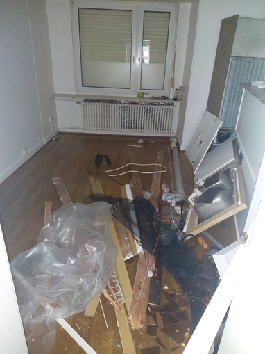 Chambre avant débarras - meubles anciens